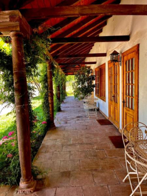Hostal Campo Divino